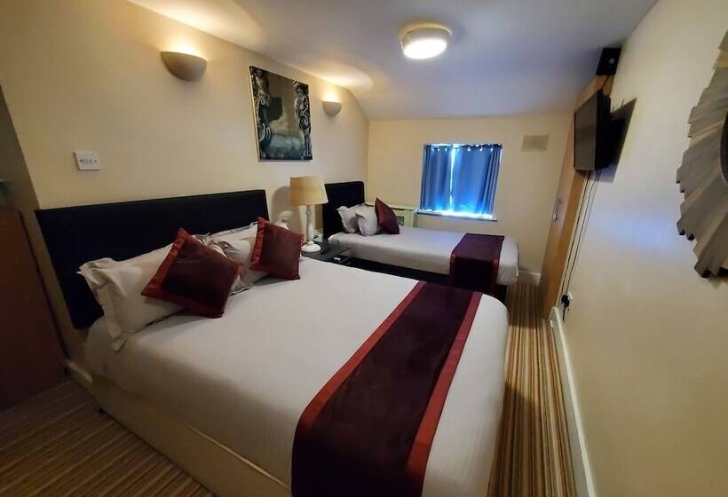 디럭스 룸, Kgt House