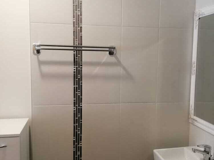 اتاق استاندارد سه نفره, Filsdeger Ház   Central Rooms & Apartmans