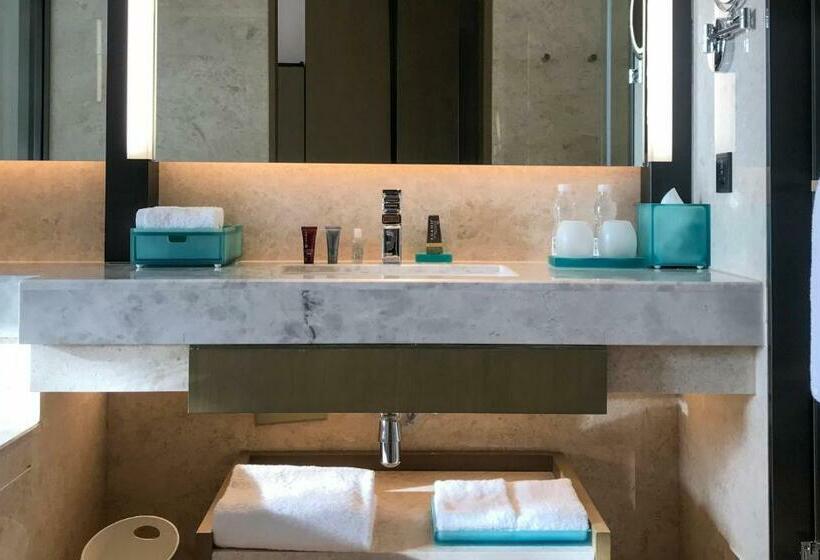 이그제큐티브 룸 킹사이즈 침대, Jiaxing Marriott