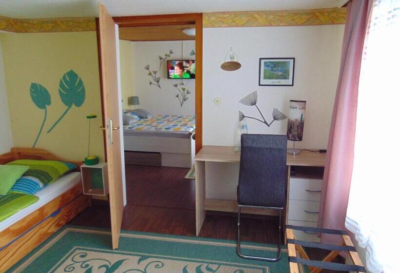 ファミリールーム, Haus Adria