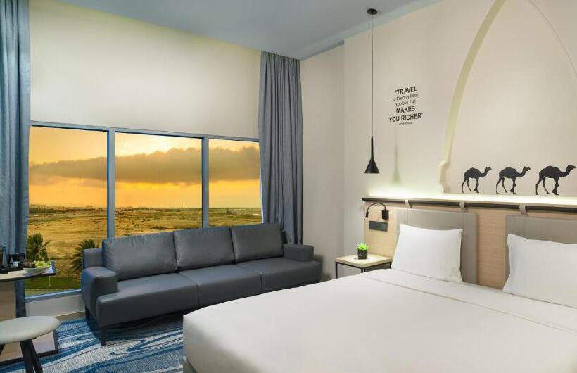 اتاق لوکس با تخت بزرگ, Swiss Belinn Airport Muscat Oman