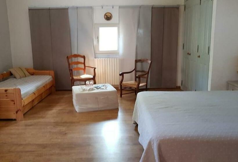 ファミリールーム, Mas Du Kairos