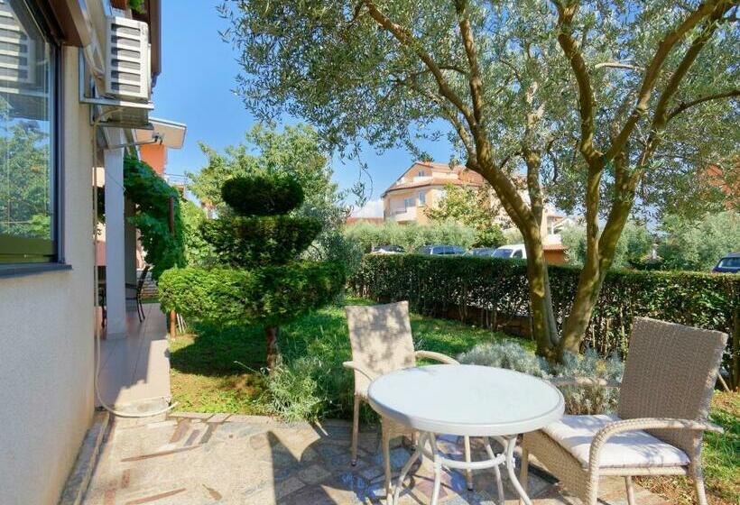 חדר סטודיו סטנדרד, Apartments Marta