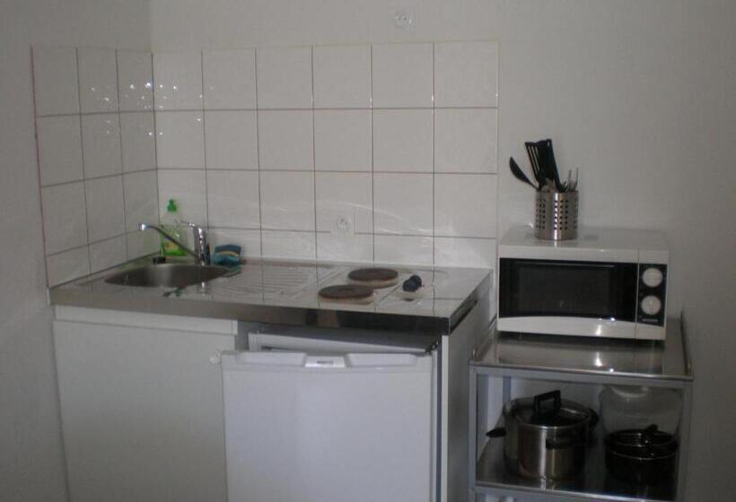 스탠다드 스튜디오, Appart Hotel De La Paix