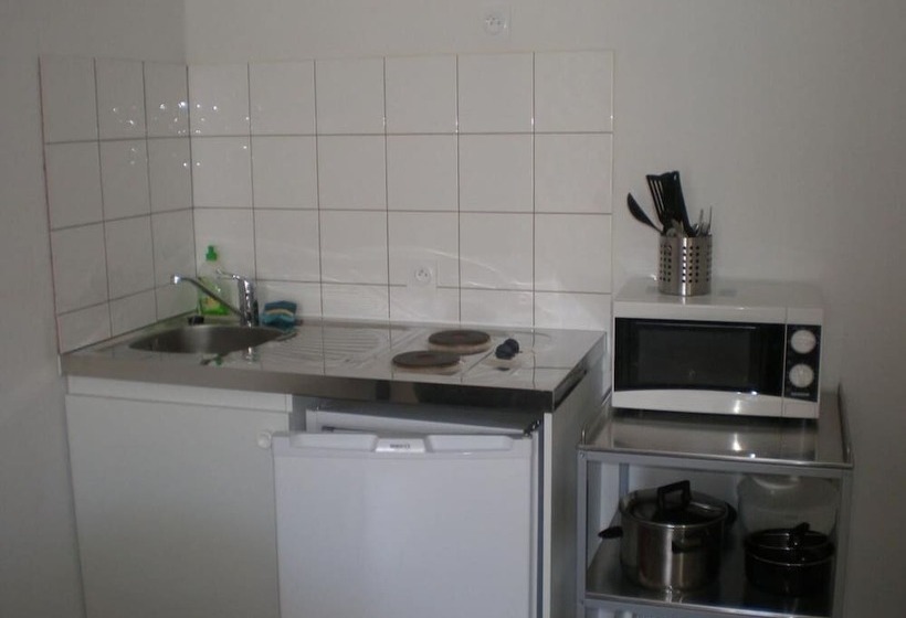 스탠다드 스튜디오, Appart Hotel De La Paix