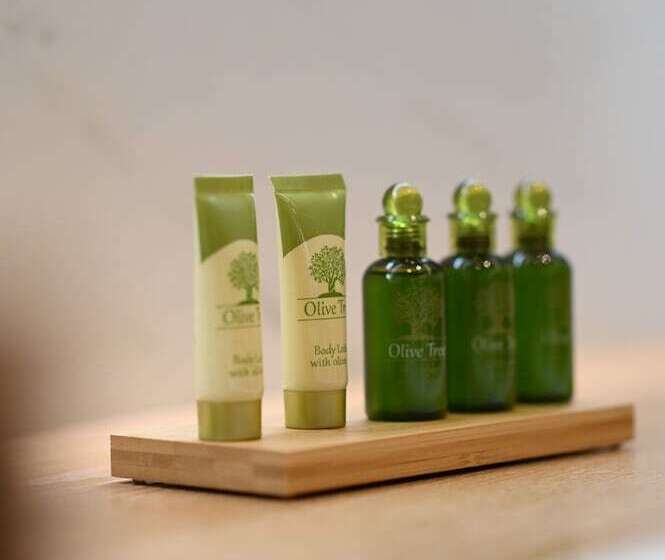 Studio Deluxe, Hanim Boutique