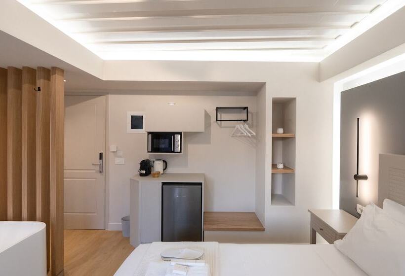 Studio Deluxe, Hanim Boutique