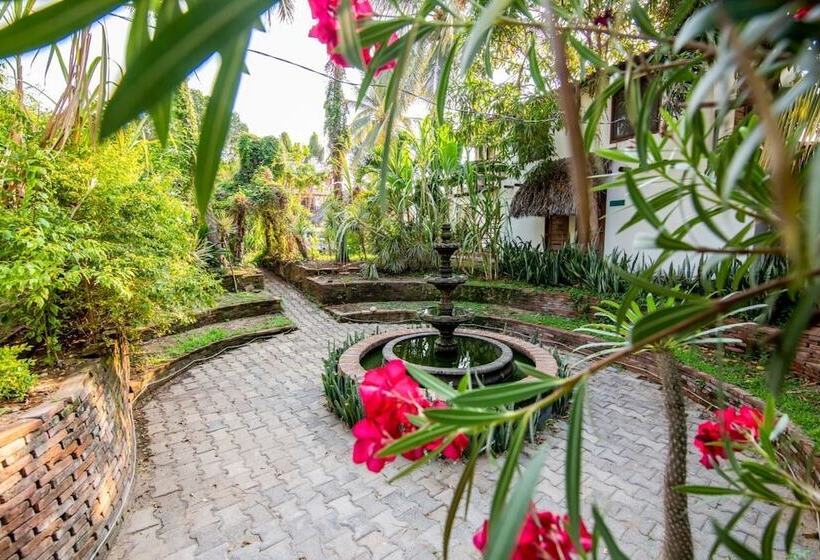 اتاق استاندارد سه نفره, Capital O Verdemar