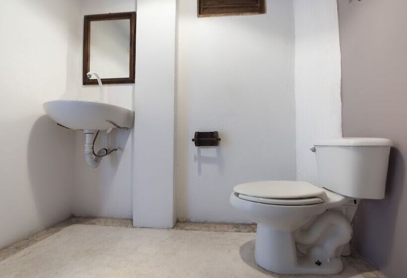 اتاق استاندارد سه نفره, Capital O Verdemar