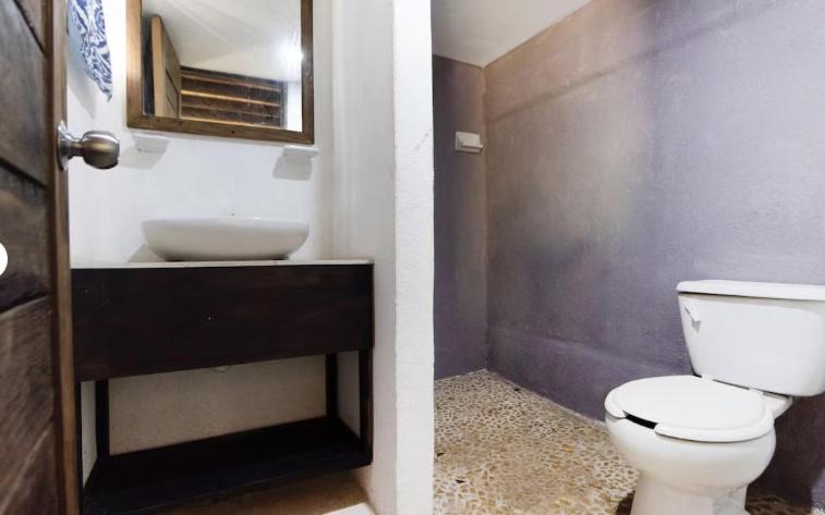 اتاق استاندارد سه نفره, Capital O Verdemar