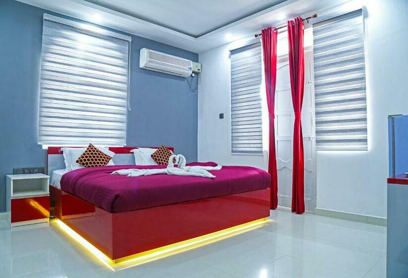 Superior Rum, Maples Jacks Place