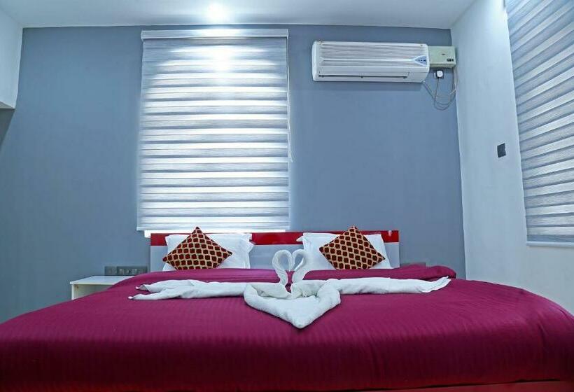 Superior Rum, Maples Jacks Place