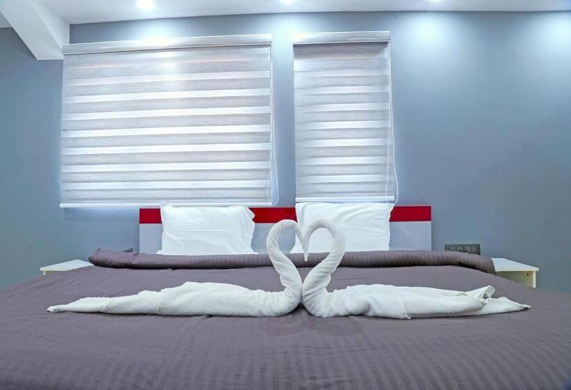 Superior Rum, Maples Jacks Place