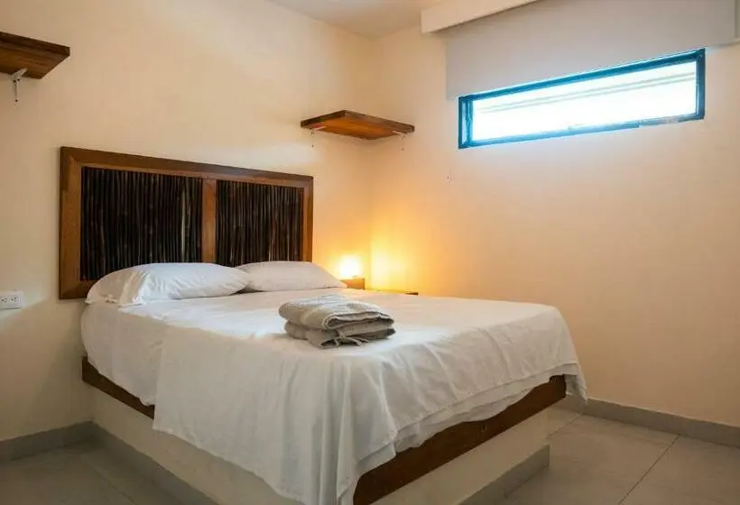 اتاق استاندارد با سرویس بهداشتی مشترک, Distrito Hostel