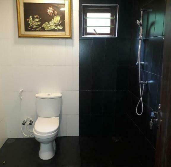 חדר אקונומי, Nebula Farm House