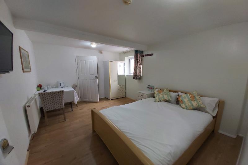 スタンダードルーム, Slap Up Lodge