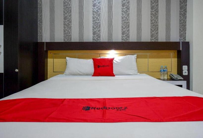 اتاق استاندارد, Reddoorz @ Hotel Bumi Palupy
