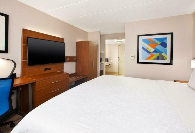 Стандартный Номер Кровать Кинг, Holiday Inn Express Fairfax Arlington Boulevard, An Ihg