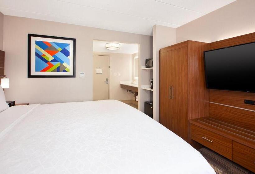 キングサイズベッドのスタンダードルーム, Holiday Inn Express Fairfax Arlington Boulevard, An Ihg