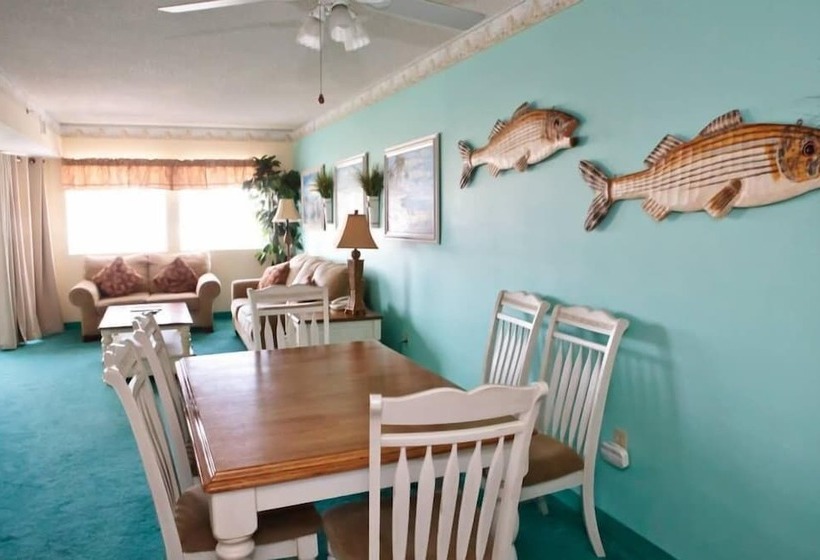 جناح ديلوكس, Watson's Regency Suites