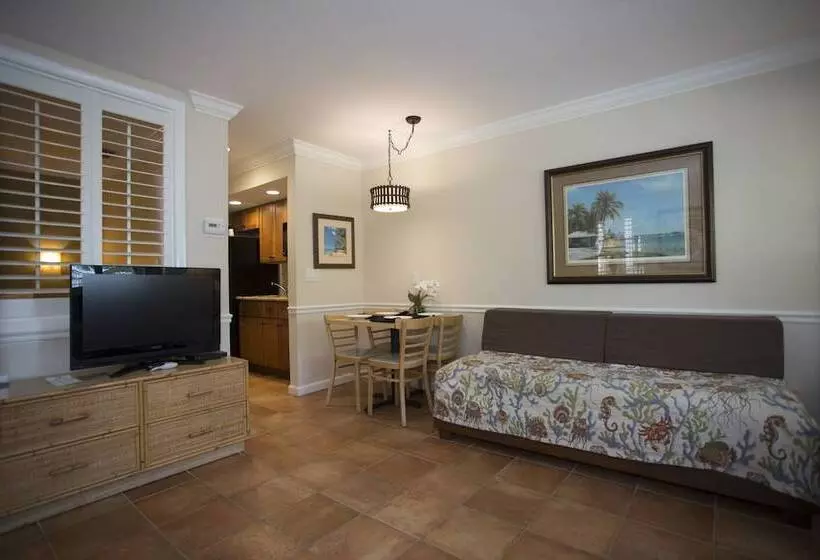 اتاق استاندارد, Vanderbilt Beach Resort