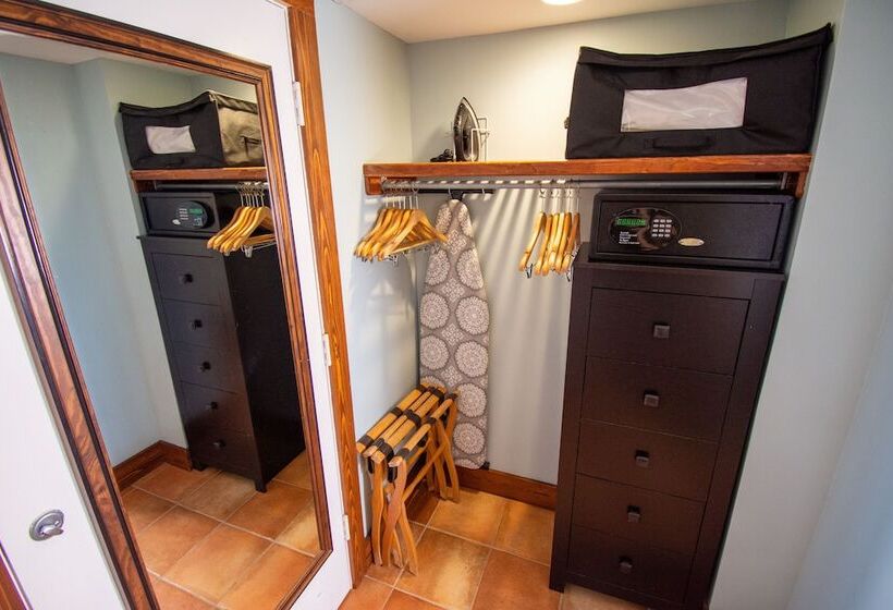 غرفة قياسية, Vanderbilt Beach Resort