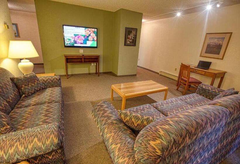 סוויטה דלוקס, Wedgewood Resort