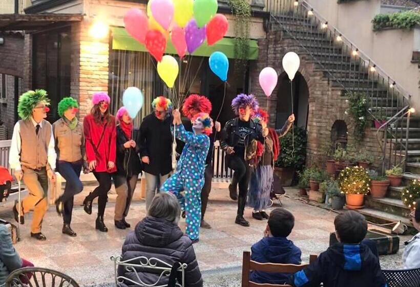 标准间, Al Torrione