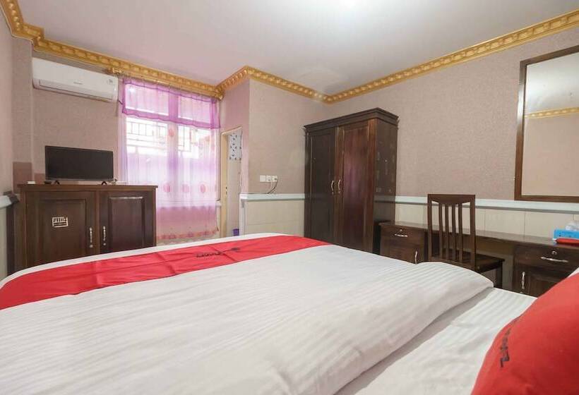 Номер Стандарт, Reddoorz Plus Syariah Near Rsup Dr. M. Djamil Padang