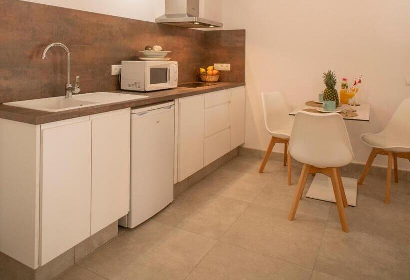 标准工作室, Stella Maris Formentera Break