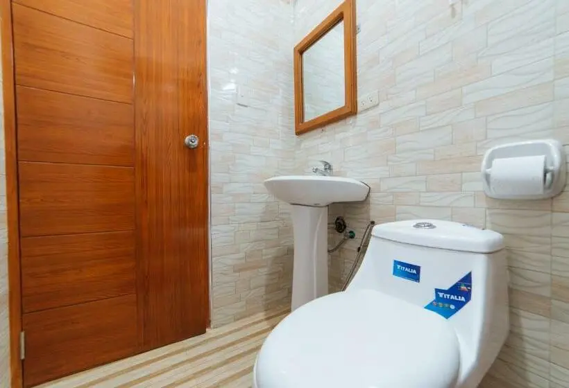 デラックスルーム, Reddoorz Premium @ Casa Ghilda Resort Olongapo City