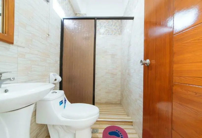 デラックスルーム, Reddoorz Premium @ Casa Ghilda Resort Olongapo City