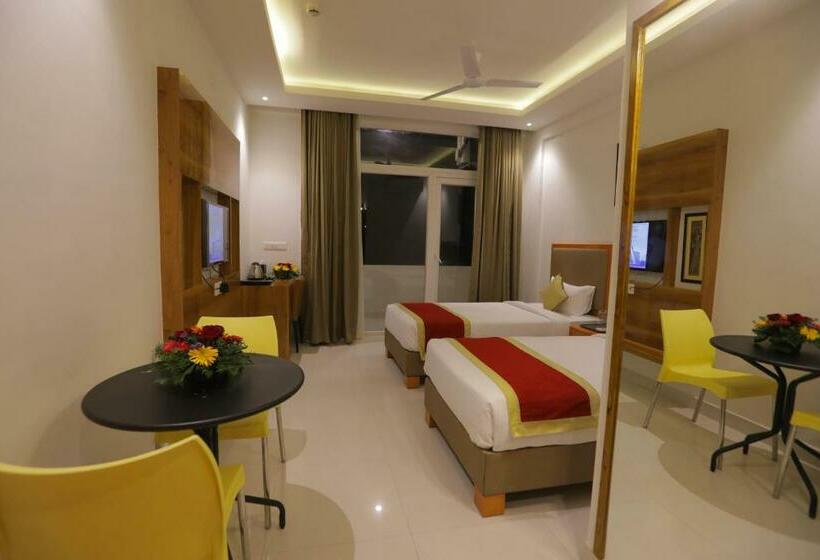 חדר סטנדרט עם מרפסת, V One Hotel Ambara Elite