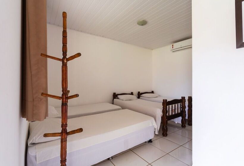 חדר סטנדרט לארבעה, Pousada De Pirenópolis