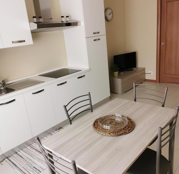 1 Schlafzimmer Superior Apartment, Grab A Flat In Coroneo