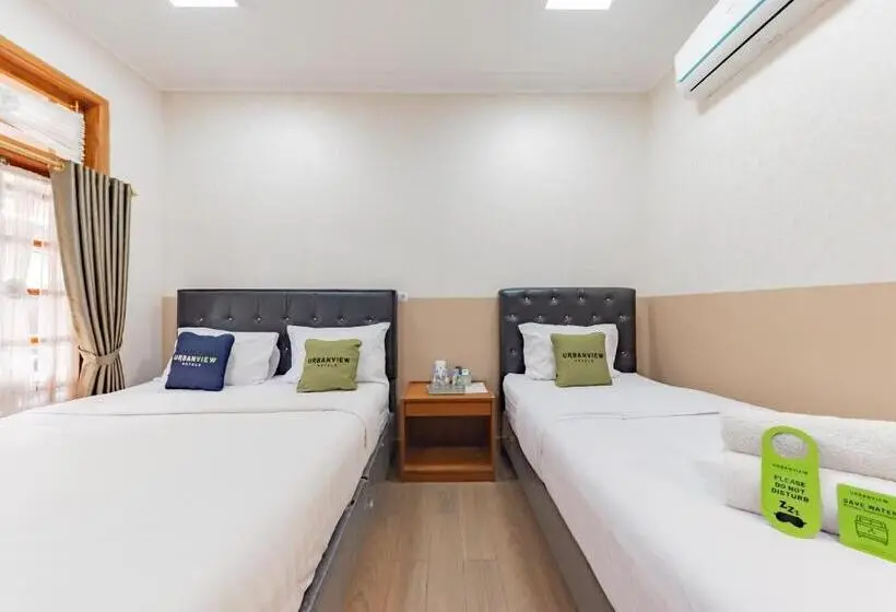 ファミリールーム, Urbanview Hotel Villa Surya Bandung