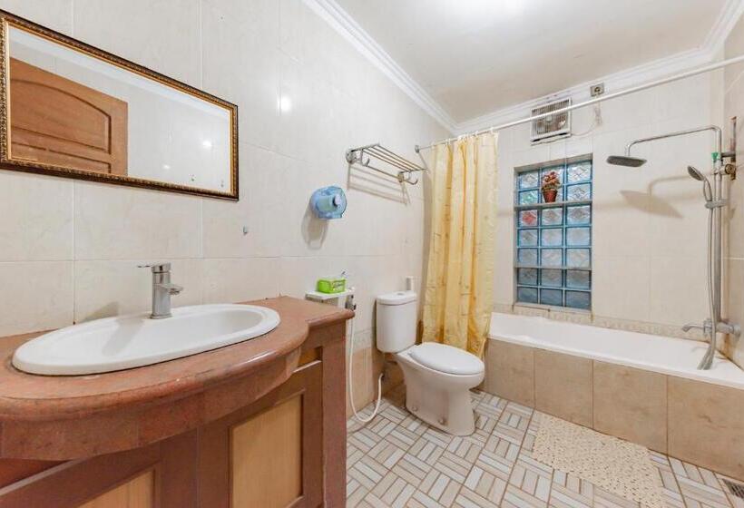 سوییت, Urbanview Hotel Villa Surya Bandung