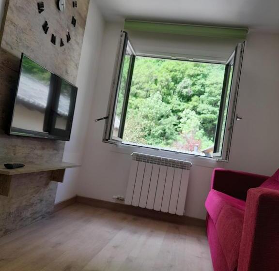 Апартаменты 1 Спальня, Apartahotel Canfranc