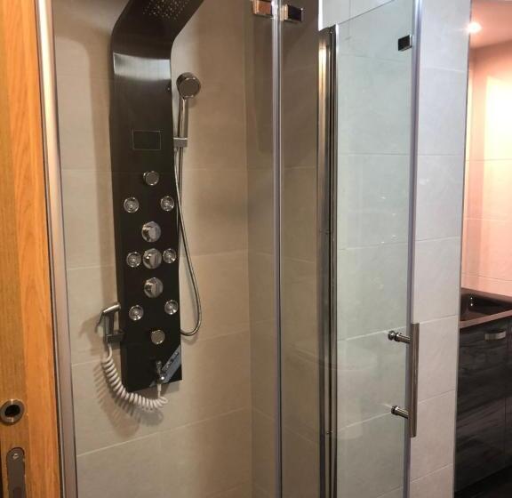 1 Bedroom Penthouse Apartment, Apartahotel Canfranc