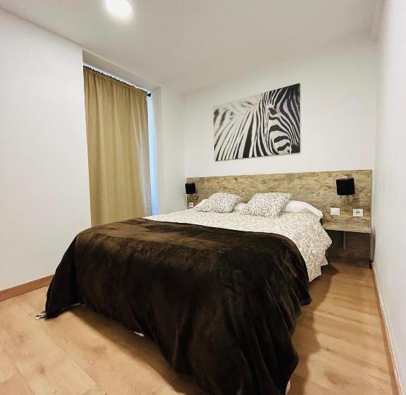 Апартаменты 1 Спальня, Apartahotel Canfranc