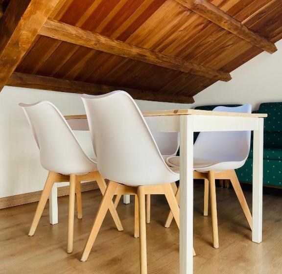 1 Bedroom Penthouse Apartment, Apartahotel Canfranc