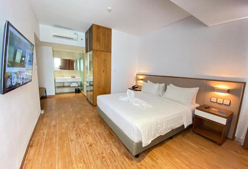 سوییت جونیور, Grand Zuri Ketapang