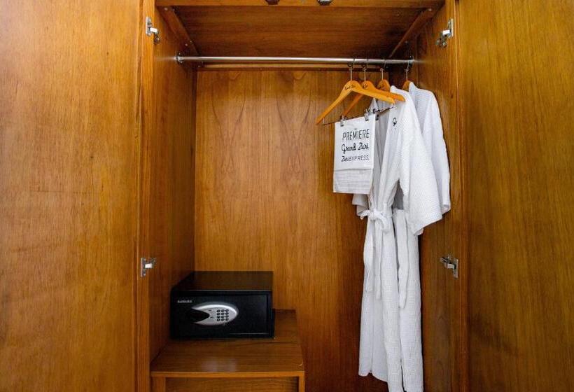 سوییت جونیور, Grand Zuri Ketapang