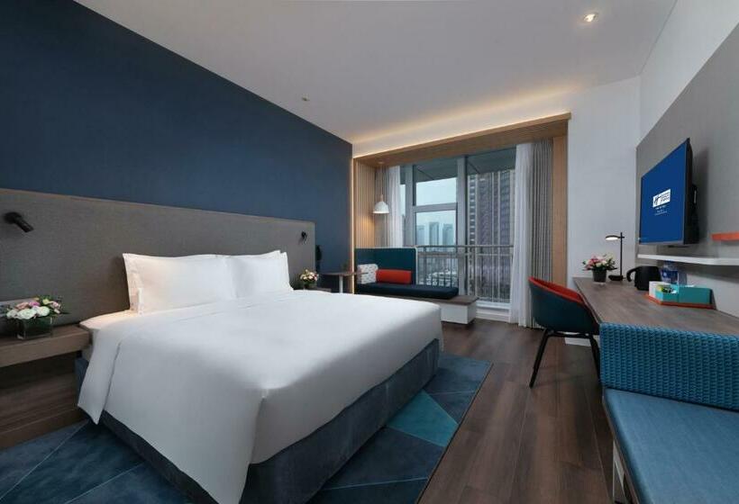 Quarto Superior Cama King, Holiday Inn Express Dongguan Humen, An Ihg
