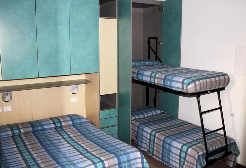 Четырехместный Номер Стандарт Вид на Море, Ondina