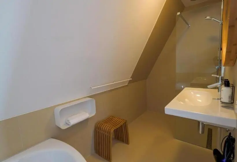 سوئیت با بالکن, Paradis Zandvoort