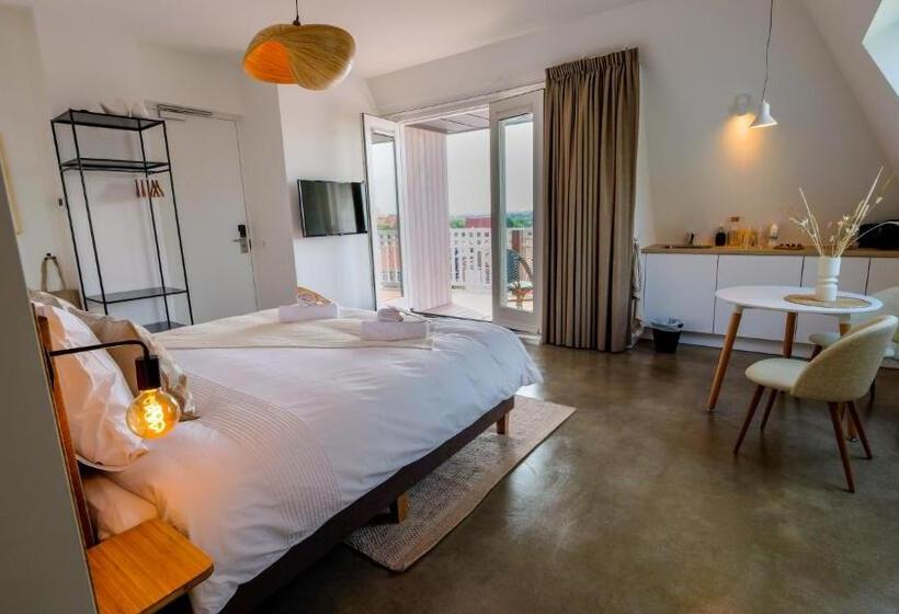 جناح مزوَّد بشرفة, Paradis Zandvoort