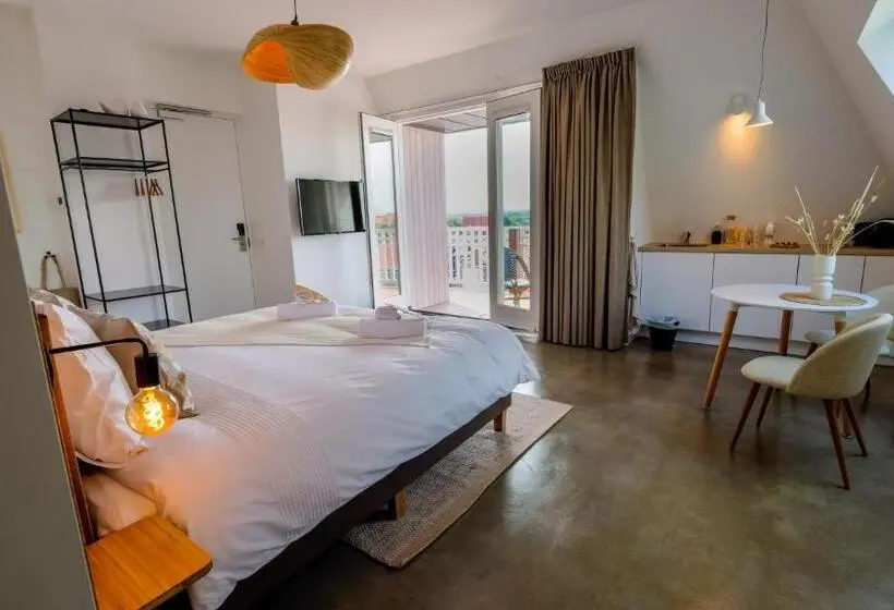 سوئیت با بالکن, Paradis Zandvoort