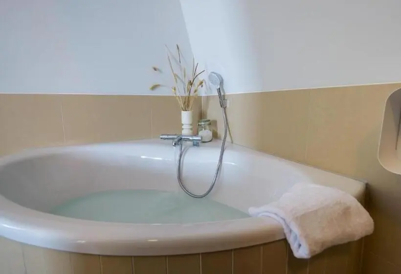 سوئیت با بالکن, Paradis Zandvoort