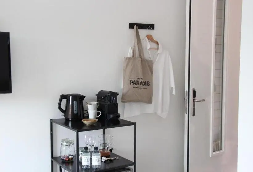 اتاق عادی, Paradis Zandvoort
